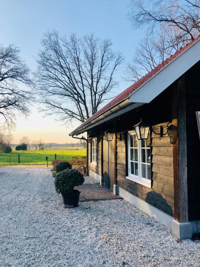 The Barn Hotel Емст Екстериор снимка